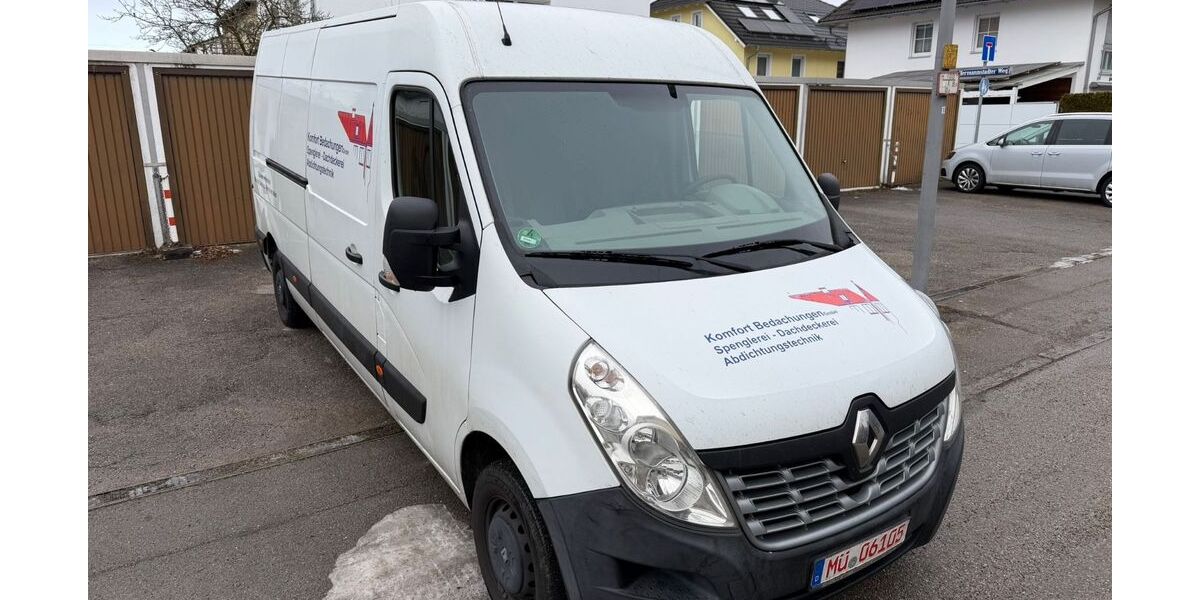 Renault Master 180.000 km 7.900 &euro; München 81829