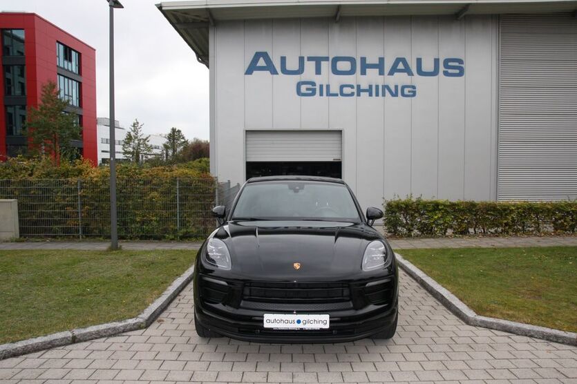 Porsche Macan 74.450 km 55.900 € Gilching/Argelsried 82205