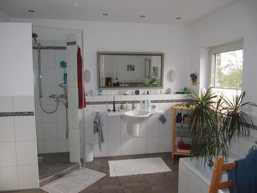 IM EINKLANG MIT DER NATUR Hochwertiges Einfamilienhaus mit Traumgarten zimmer