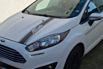 Ford Fiesta 123.500 km 4.300 &euro; Beverungen 37688