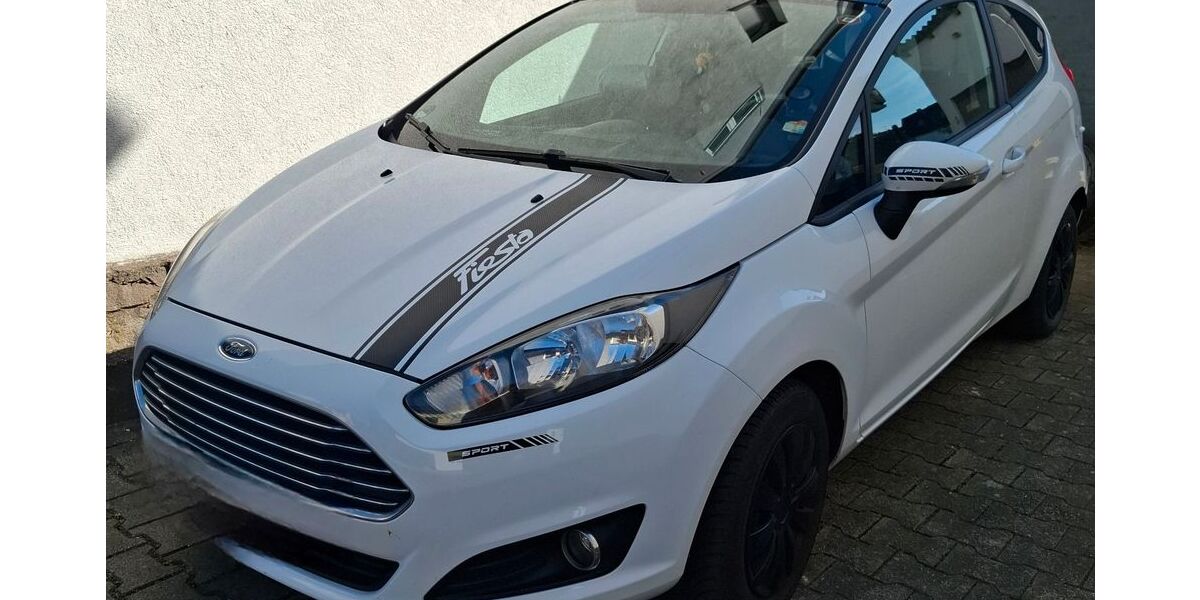 Ford Fiesta 123.500 km 4.300 &euro; Beverungen 37688