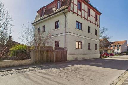 Haus Roth - 9 Zimmer, 211 m&sup2;, 595.000&euro; | Angebot:26805639