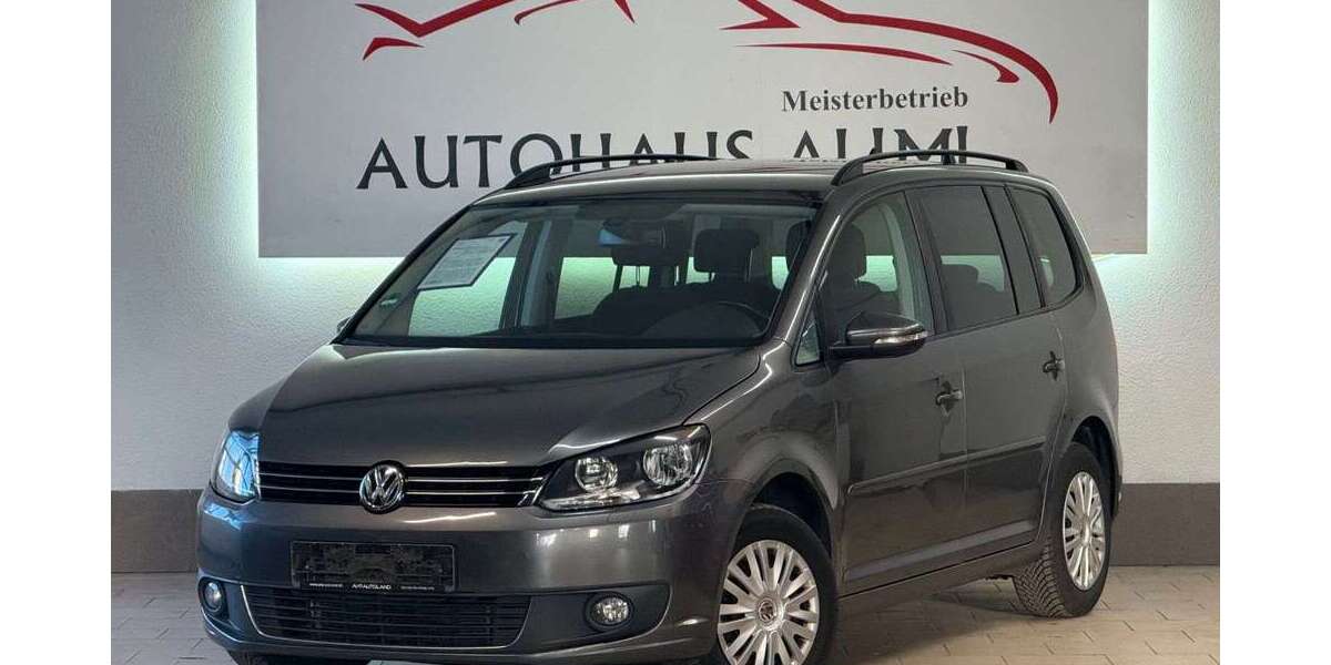 VW Touran 150.000 km 7.680 &euro; Neustadt an der Donau 93333