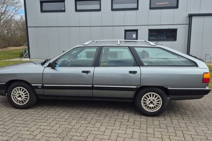 Audi 100 310.500 km 4.950 &euro; Kiebitzreihe 25368