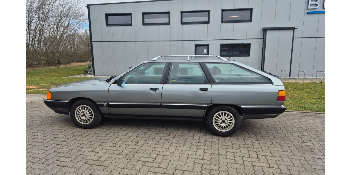 Audi 100 310.500 km 4.950 &euro; Kiebitzreihe 25368
