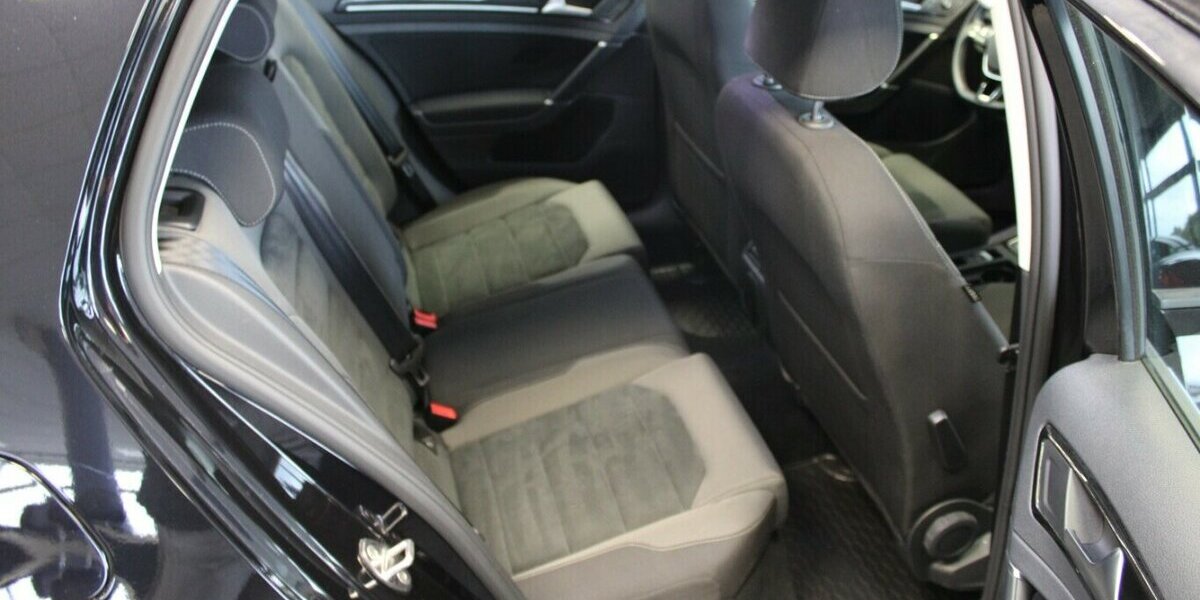 VW Golf 1.5 TSI ACT BMT Highline 83.752 km 15.980 &euro; Euskirchen 53881