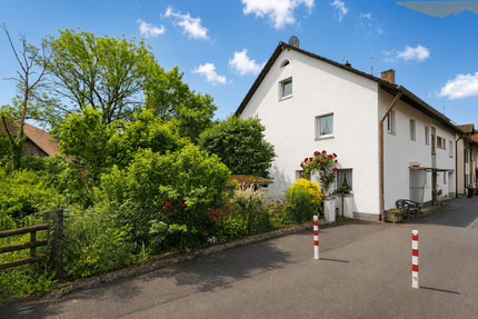 Haus Kirchzarten - 7 Zimmer, 160 m&sup2;, 530.000&euro; | Angebot:27008111