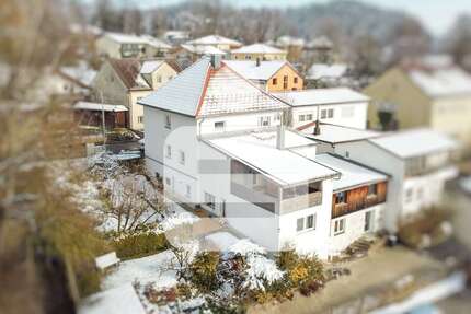 Haus Ortenburg - 9 Zimmer, 315 m&sup2;, 375.000&euro; | Angebot:25198621