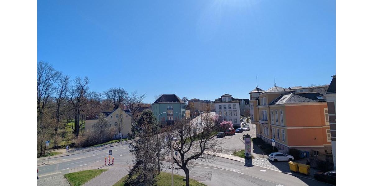 Dachgeschoßwohnung Zwickau - 3 Zimmer, 78 m&sup2;, 595&euro; | Angebot:26404437