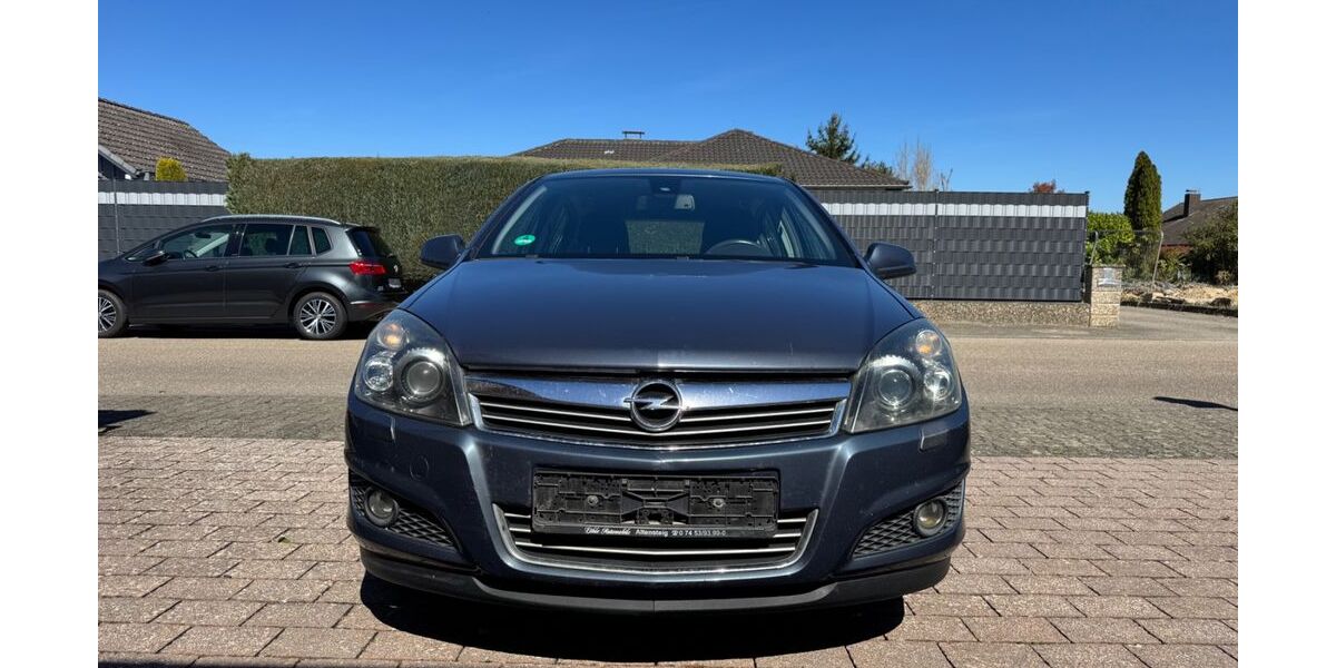 Opel Astra 215.416 km 2.450 &euro; Wörth am Rhein 76744
