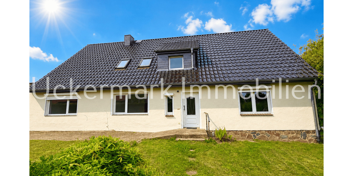 Einfamilienhaus Woldegk Bredenfelde - 8 Zimmer, 220 m&sup2;, 369.000&euro; | Angebot:26788101