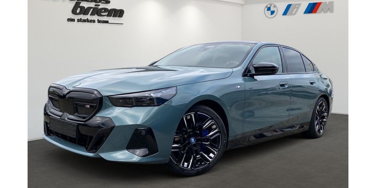 BMW i5 8.900 km 87.844 &euro; Nürtingen 72622