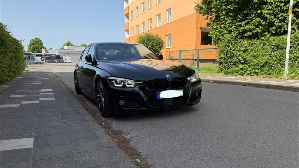 BMW 330 143.000 km 25.990 &euro; Sibbesse 31079