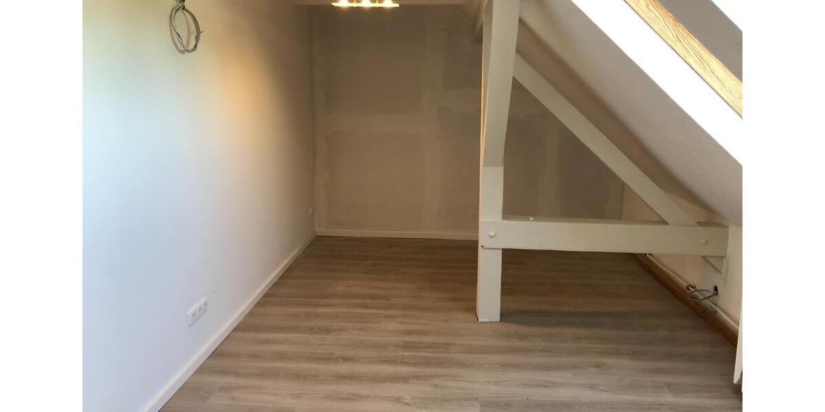 Dachgeschoßwohnung Wandlitz - 3 Zimmer, 80 m&sup2;, 1.000&euro; | Angebot:25891637