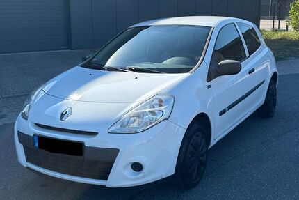 Renault Clio 138.500 km 3.299 &euro; Delmenhorst 27753