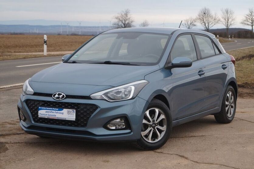 i20