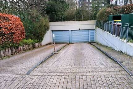 Tiefgaragenstellplätze in Bergisch Gladbach zu erwerben. Jetzt 3er-Tiefgaragen-Paket sichern! zimmer