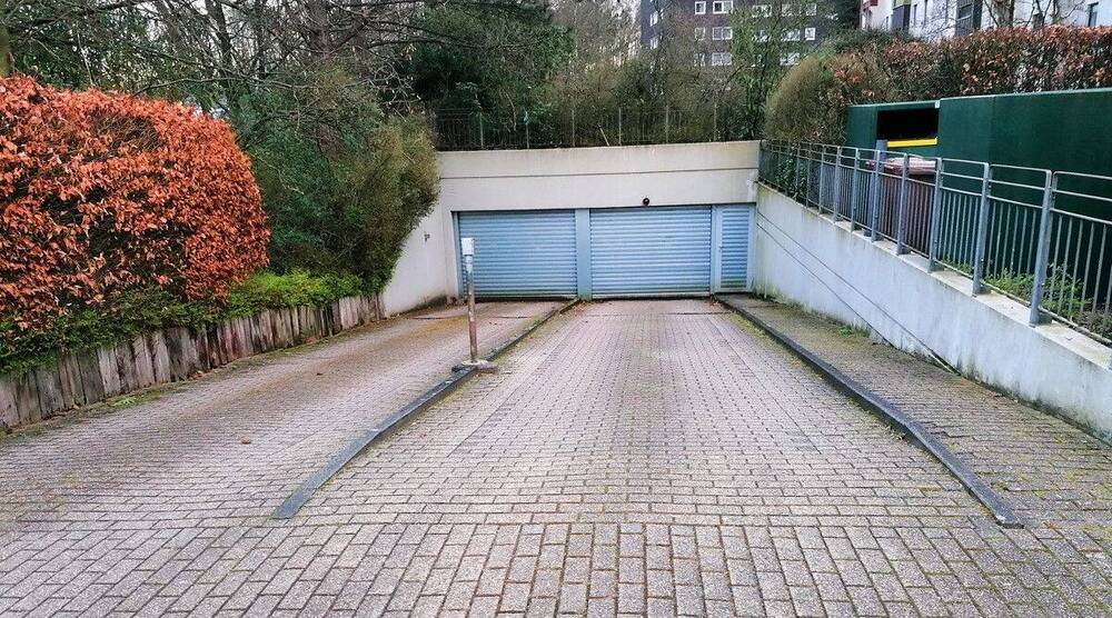 Tiefgaragenstellplätze in Bergisch Gladbach zu erwerben. Jetzt 3er-Tiefgaragen-Paket sichern! zimmer