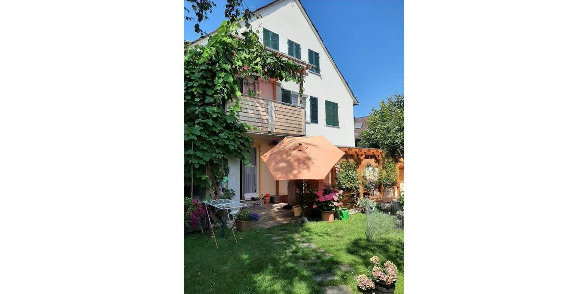 Stadtnah gelegenes 2-Familienhaus mit weiterem Wohnraum im DG | renovierungsbedürftig 7 zimmer