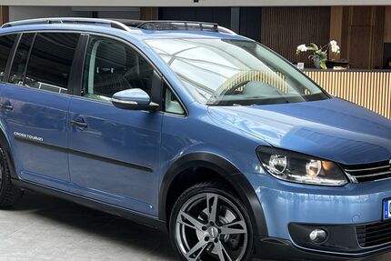 VW Touran 177.701 km 8.740 &euro; Cadolzburg bei Nürnberg 90556