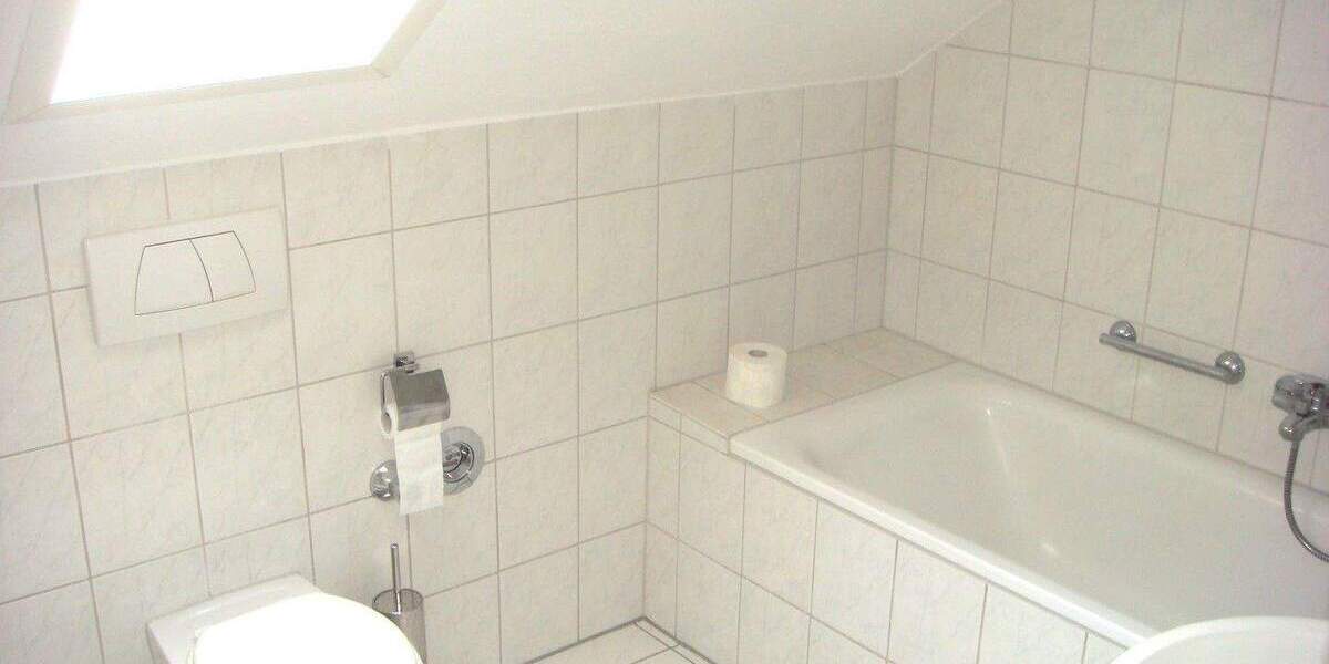 Etagenwohnung Uetze Dedenhausen - 3 Zimmer, 80 m&sup2;, 495&euro; | Angebot:25398062