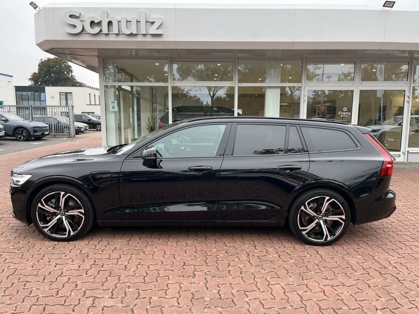Volvo V60 19.900 km 46.850 € Bocholt 46395