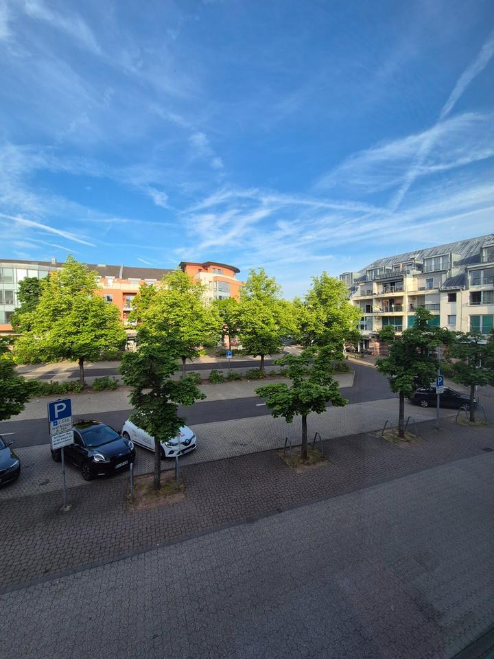 Büro- und Gewerbefläche in Mechernicher Ortskern zimmer