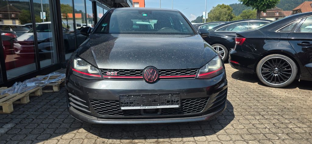 VW Golf 214.000 km 9.500 &euro; schopfheim 79650