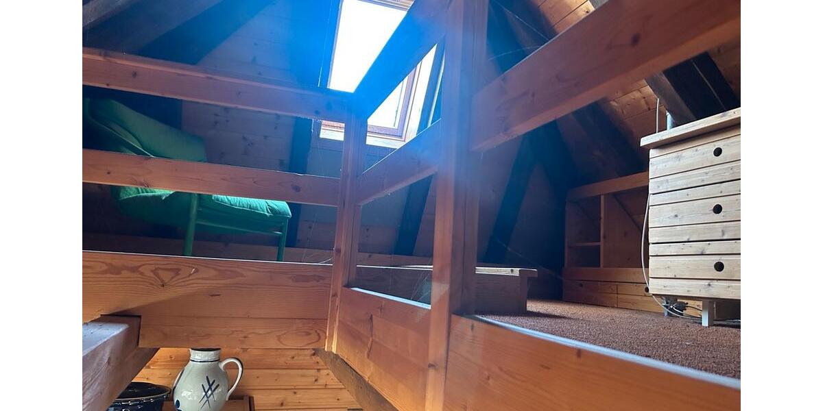 Dachgeschoßwohnung Radolfzell am Bodensee - 2 Zimmer, 70 m&sup2;, 1.000&euro; | Angebot:25419425