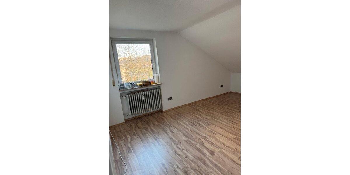 Dachgeschoßwohnung Kronach - 4 Zimmer, 86 m&sup2;, 550&euro; | Angebot:26678800