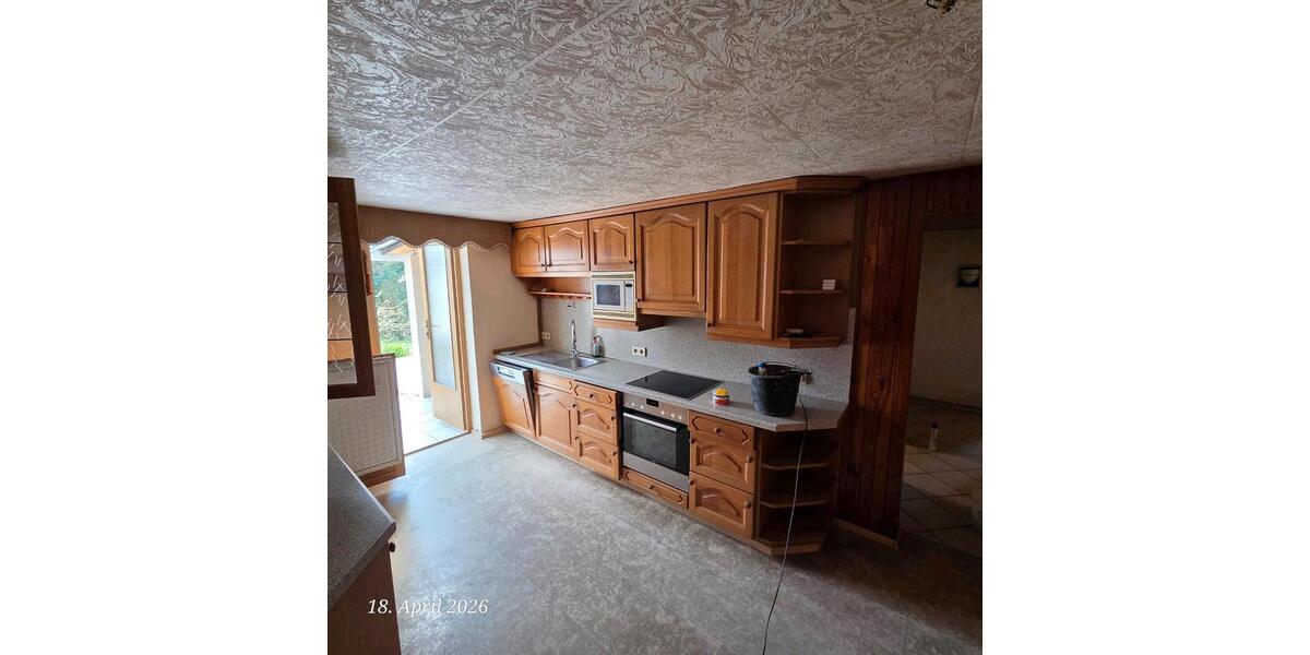 Einfamilienhaus Müncheberg - 8 Zimmer, 320 m&sup2;, 2.600&euro; | Angebot:26666075