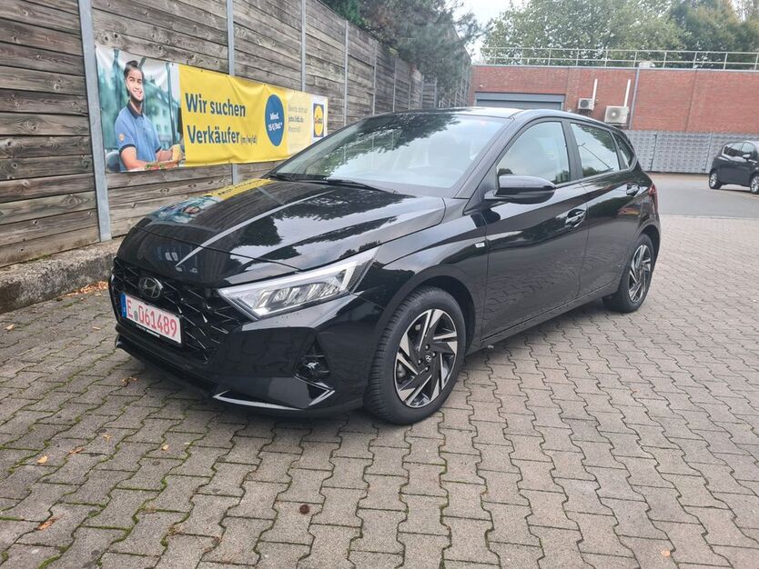 Hyundai i20 7.000 km 17.300 € Essen 45276