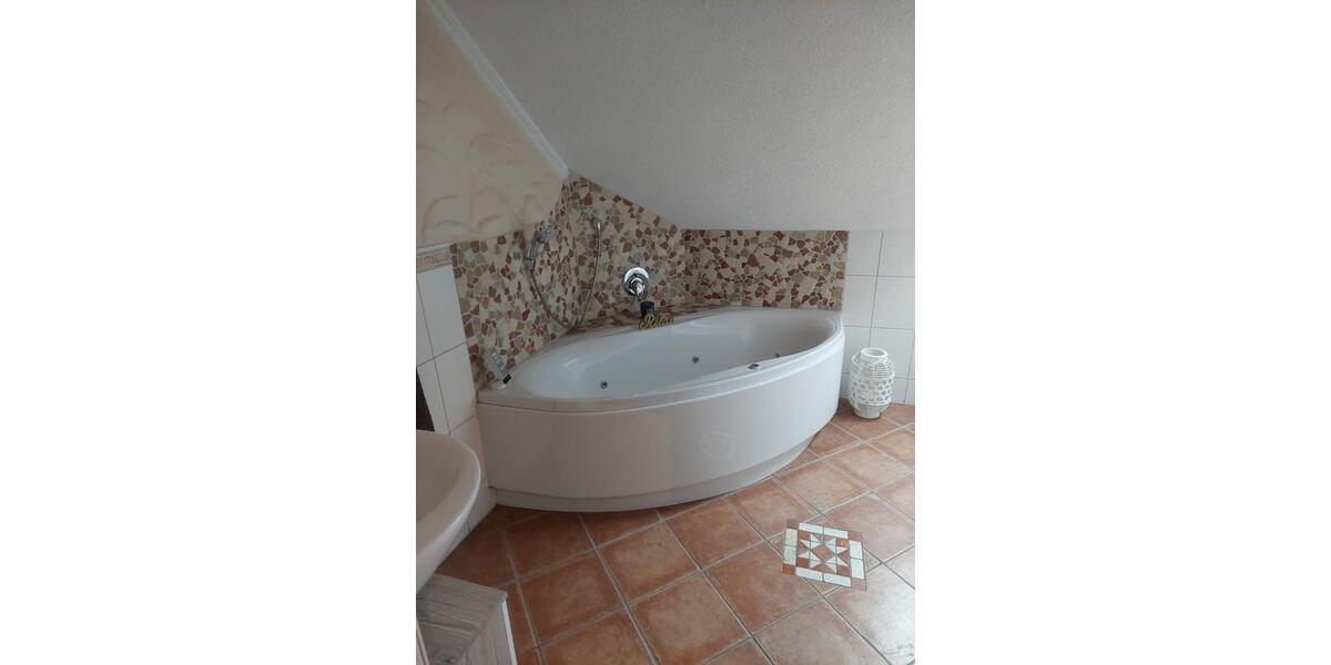 Dachgeschoßwohnung Eisingen - 5 Zimmer, 110 m&sup2;, 349.000&euro; | Angebot:25167487