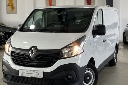 Renault Trafic 86.379 km 12.890 € Frankfurt 60386