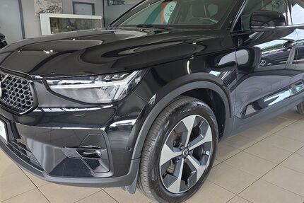 Volvo XC40 82.191 km 27.950 &euro; Bergheim 50126