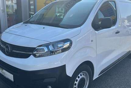 Opel Vivaro 98.800 km 16.990 € Angelbachtal 74918
