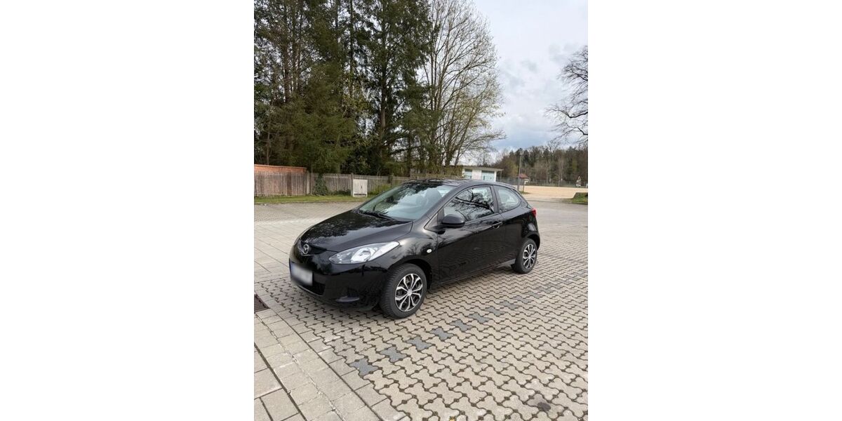 Mazda 2 117.000 km 3.800 &euro; Zirndorf 90513