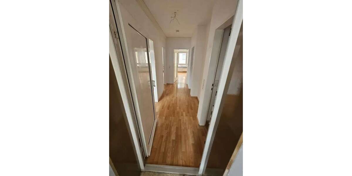 Etagenwohnung Pirmasens - 2 Zimmer, 63 m&sup2;, 425&euro; | Angebot:26836742