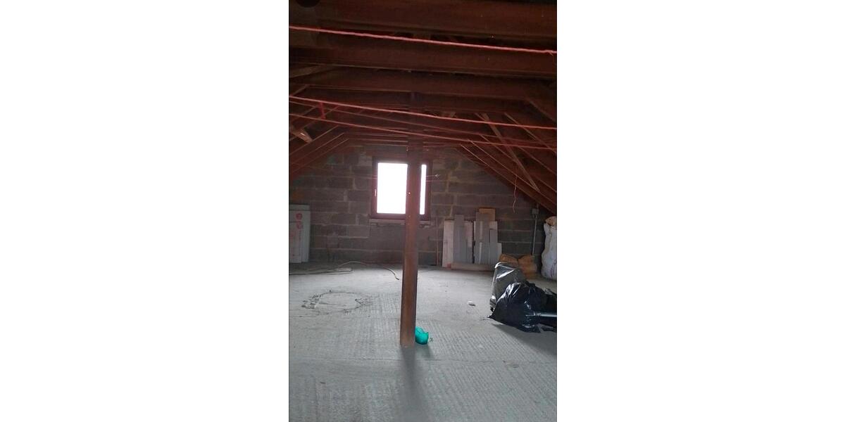 Einfamilienhaus Bad Königshofen im Grabfeld - 5 Zimmer, 176 m&sup2;, 99.000&euro; | Angebot:24655328