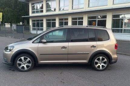 VW Touran 239.600 km 6.900 &euro; Iserlohn 58636