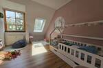 großzügige 4-Zimmer Dachgeschoßwohnung mit Südbalkon in zentraler Lage zu vermieten!!