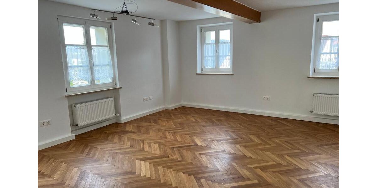 Etagenwohnung Pegnitz - 4 Zimmer, 120 m&sup2;, 960&euro; | Angebot:26337844