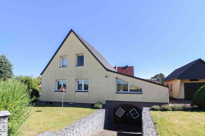 Haus zum Kaufen in Frankenthal 199.900 € 143 m²