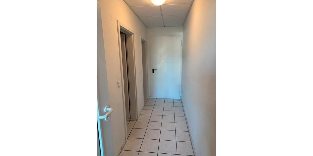 Gewerbeobjekt Leopoldshöhe - 870&euro; | Angebot:25956891