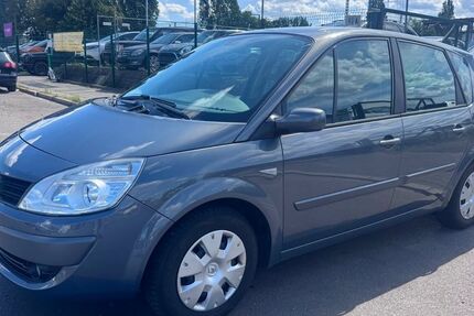 Renault Scenic 168.000 km 2.890 &euro; Berlin 13597