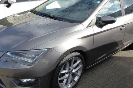Seat Leon 114.566 km 9.900 &euro; Herzogenrath 52134
