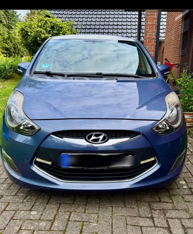 i20