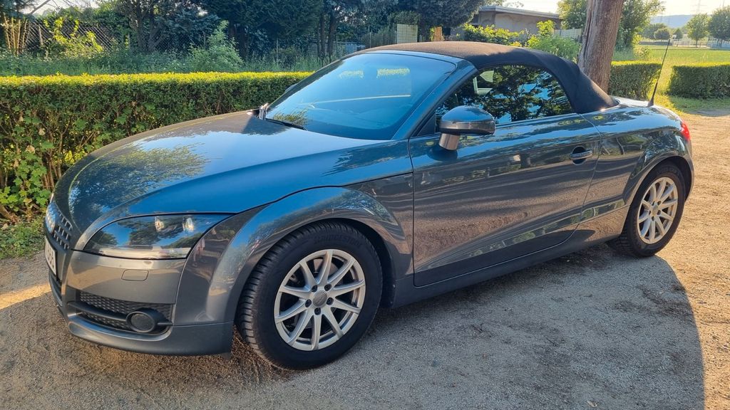 Audi TT 183.000 km 6.600 &euro; Frankfurt am Main 65929