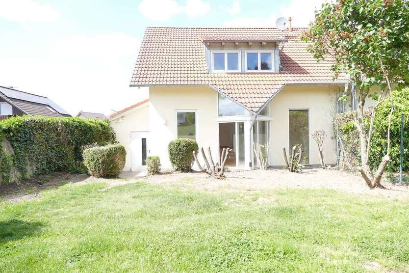 Haus zum Kaufen in Ölbronn-Dürrn 495.000 € 145 m²