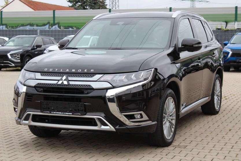 Mitsubishi Outlander 108.800 km 20.990 € Flörsheim 65439